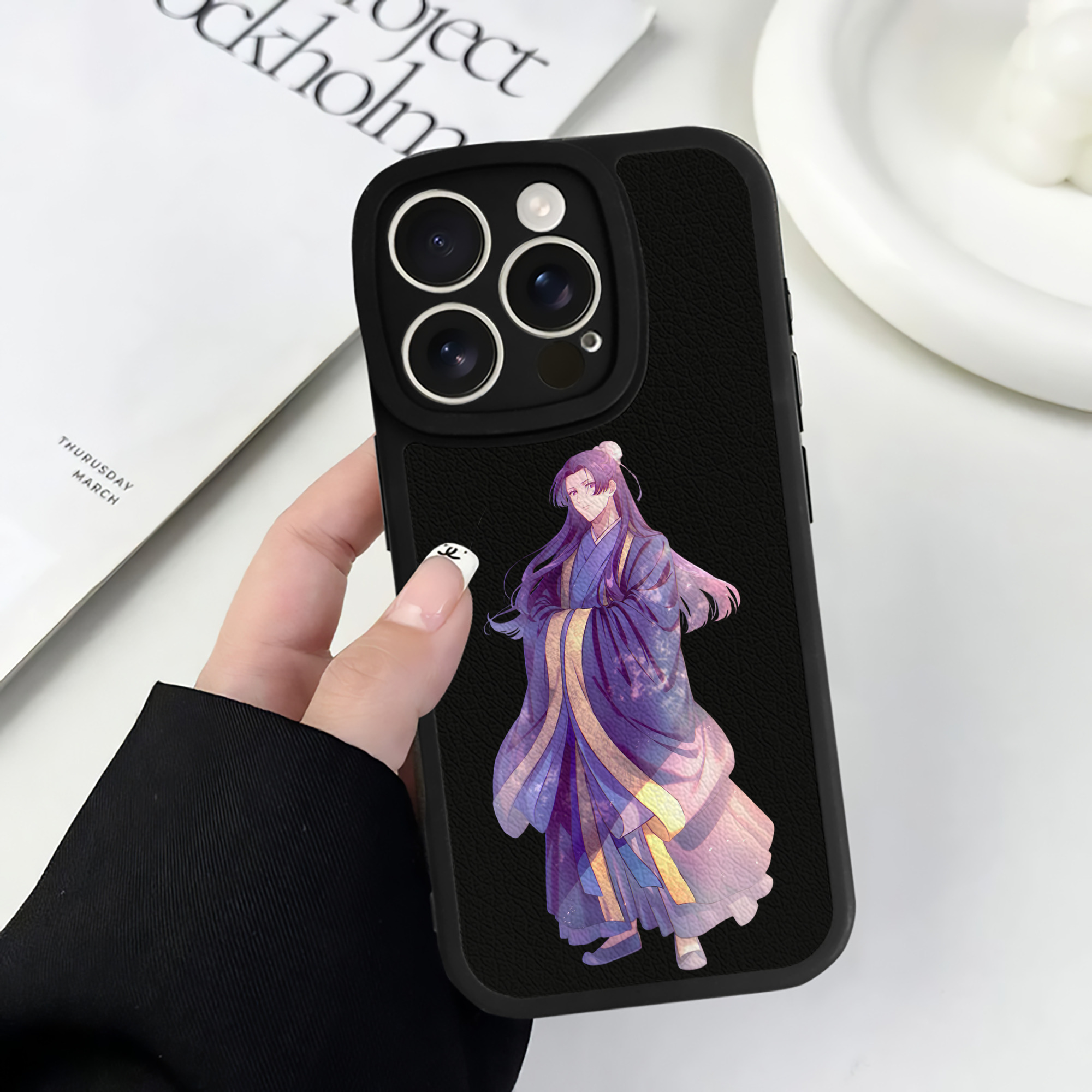 薬屋のひとりごと The Apothecary Diaries 【iPhone 16シリーズ対応】シリコンスマホケース（レザー調） 材質：シリコン